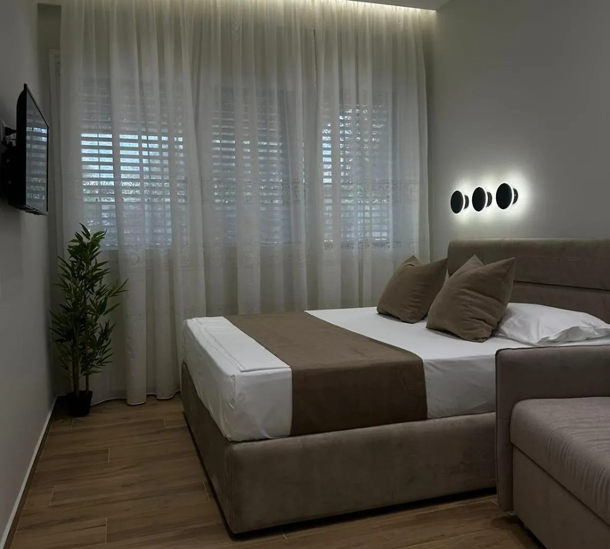 App. Kropia Vlorë